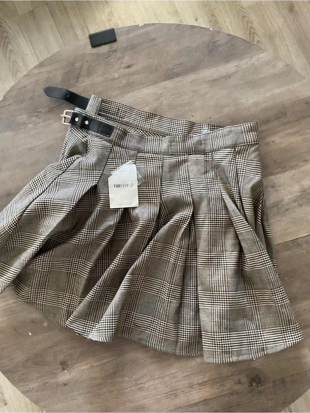 Forever 21 Gray Plaid Pleated Skirt - Picture 6 of 6
